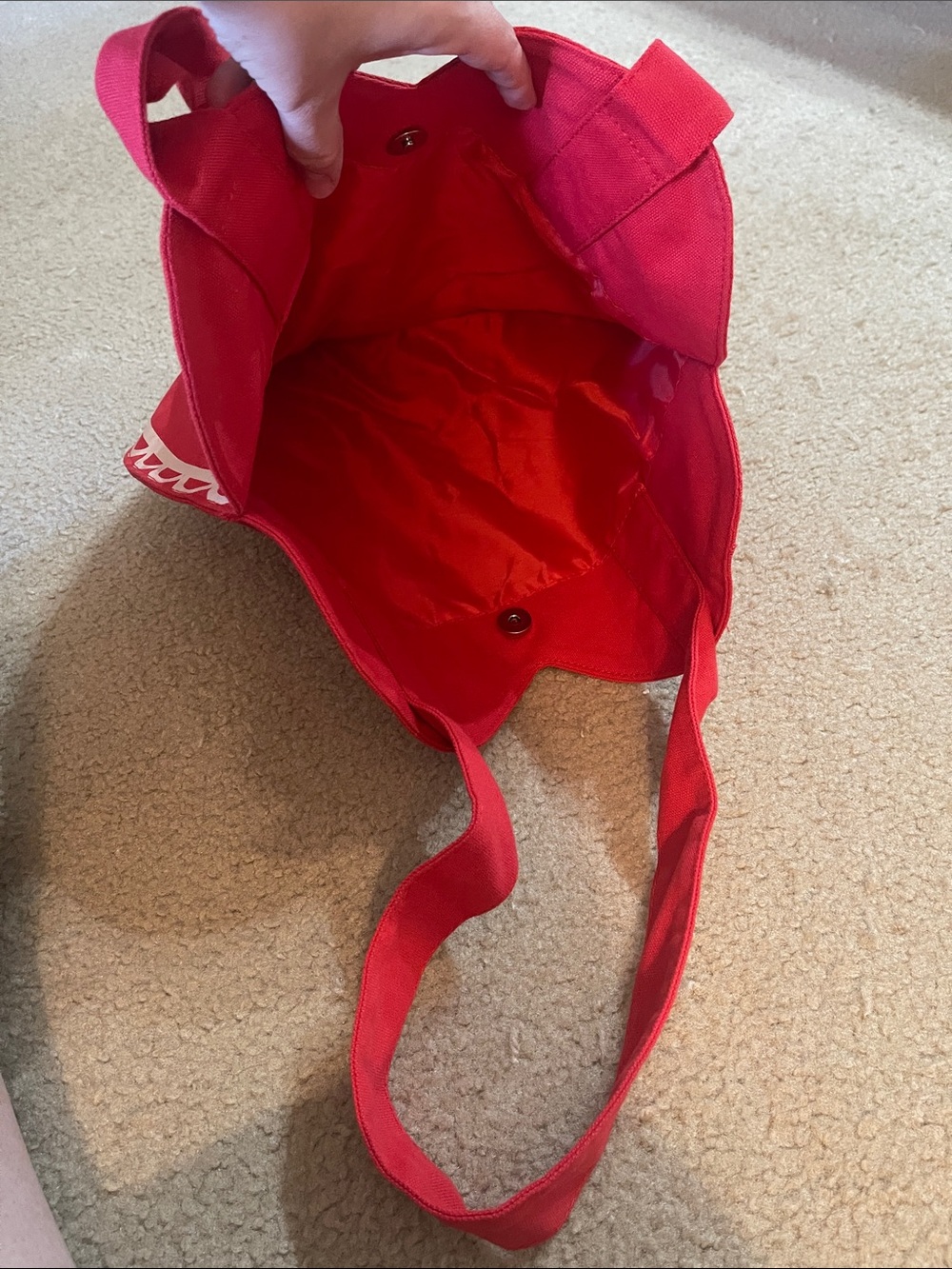 Viral Barnes and Noble 'Book Lover' Tote - Picture 3 of 4